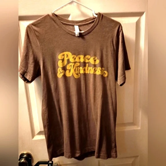Bella Brown Peace And Kindness T-shirt Size Medium - Picture 1 of 2